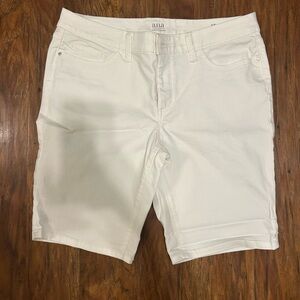 A.N.A White Denim Bermuda Shorts With Pockets and Zipper Button Closure